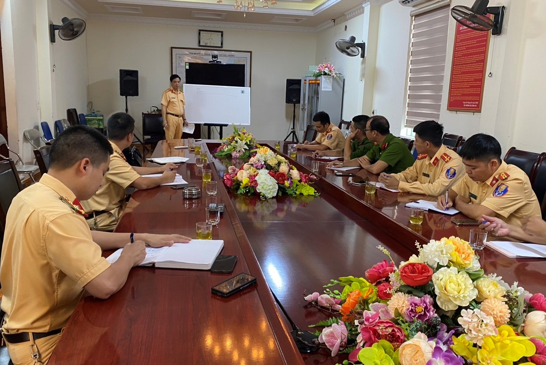 Hướng dẫn công tác điều tra giải quyết tai nạn giao thông cho lực lượng Cảnh sát giao thông